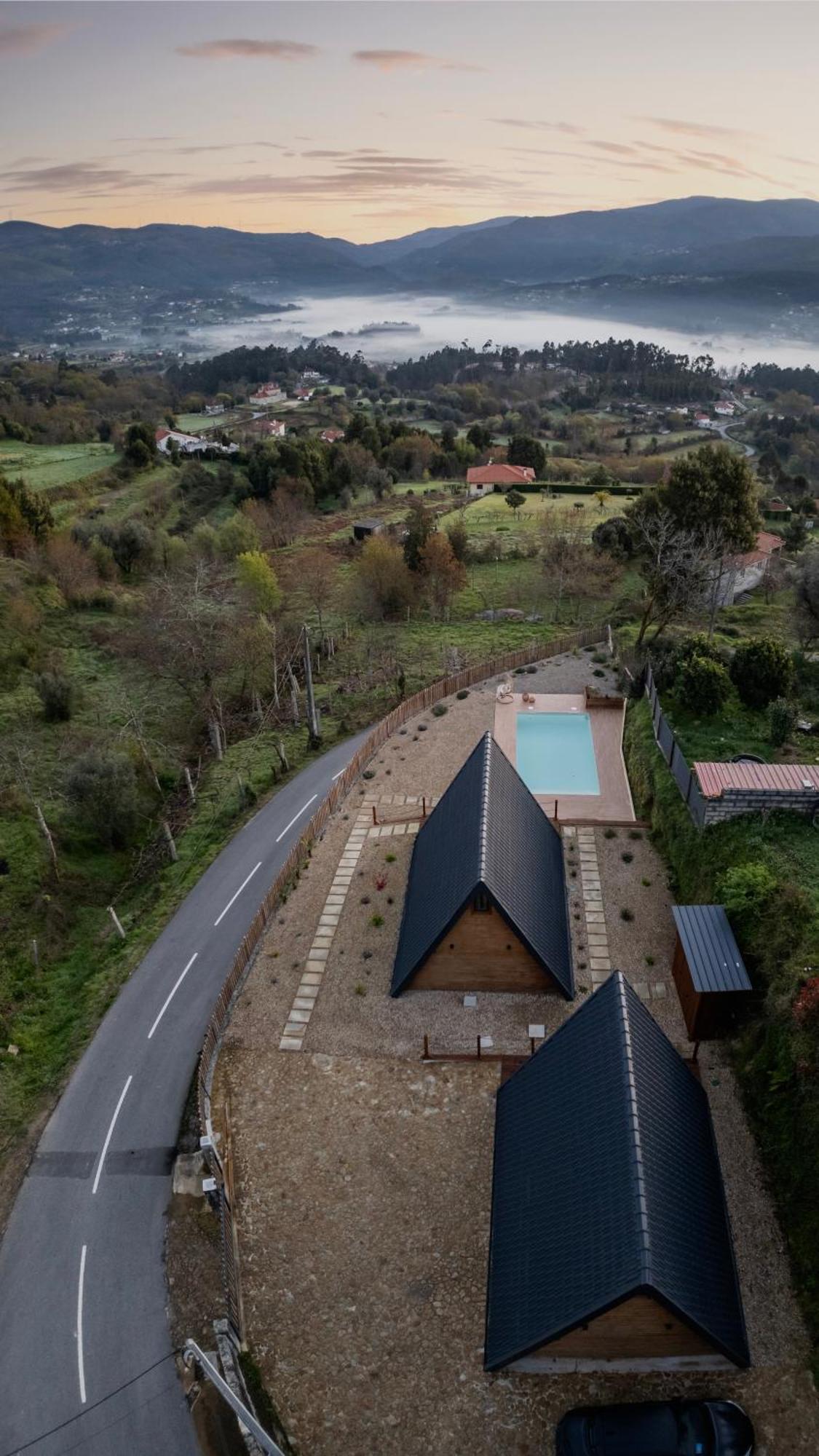 הוילה ארקוס דה ואלדבז Casas Da Madrinha מראה חיצוני תמונה